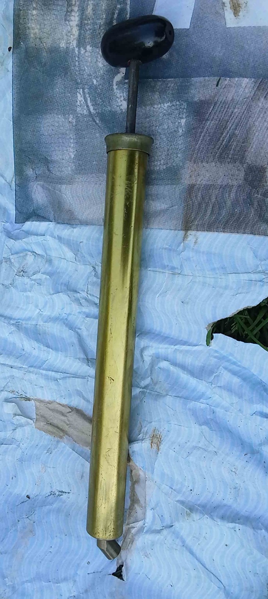 Antieke bandenpomp van koper/brons  te koop