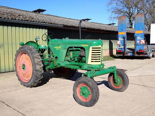 1957 Oliver Super 77 Diesel, six cylinder oldtimer tractor te koop
