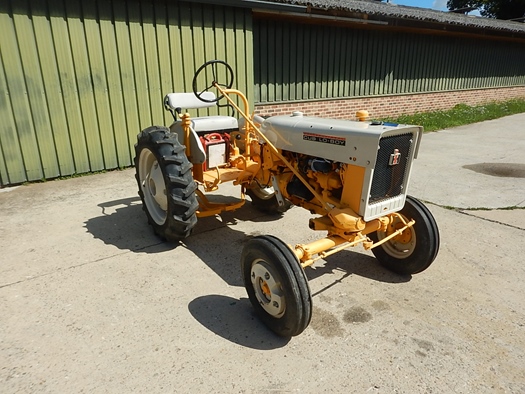 1963 International Farmall Cub Lo-Boy with 1-point hitch oldtimer tractor te koop