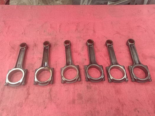 Connecting rod Maserati Mistral 4.0 te koop
