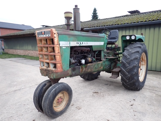 1961 Oliver 1800 Diesel 6 cylinder oldtimer te koop