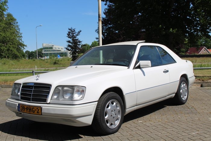 1994 Mercedes E-Klasse 220 CE - 94.000 Km oldtimer te koop