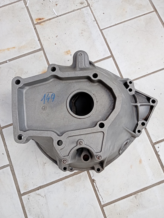 Clutch bell housing for Alfa Romeo Montreal te koop