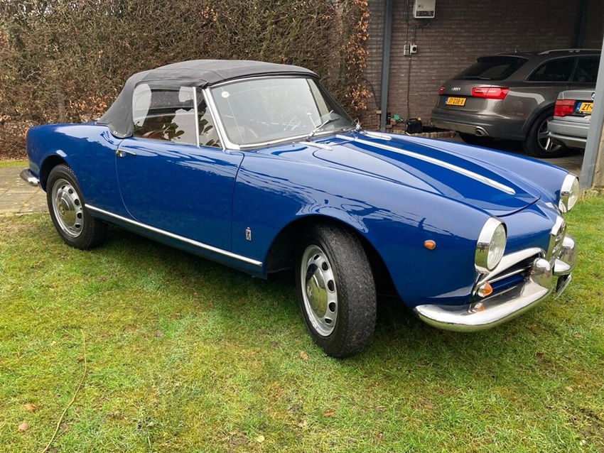 1963 Alfa Romeo Giulietta Spider oldtimer te koop