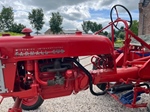 1950 Farmall Cub met ploeg oldtimer tractor te koop