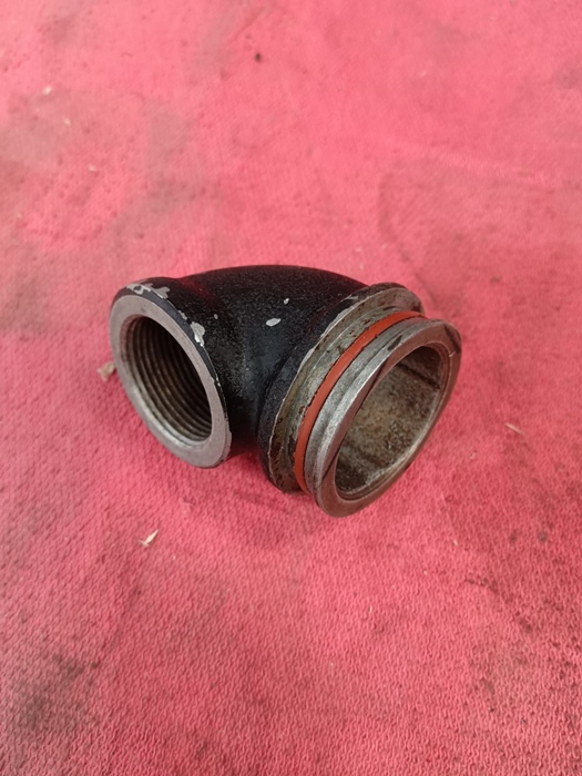 Oil inlet nozzle Maserati Mistral 4.0 te koop