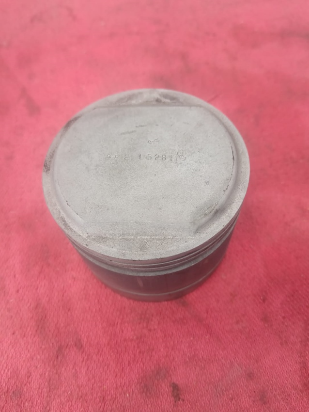 Pistons Maserati Mistral 4.0 te koop