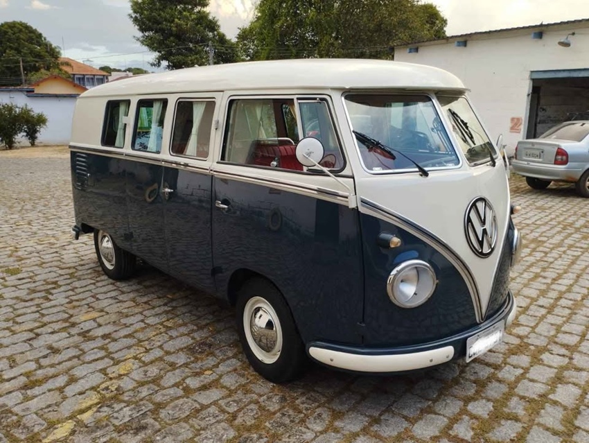1961 Volkswagen VW T1 split window bus 1961 oldtimer te koop
