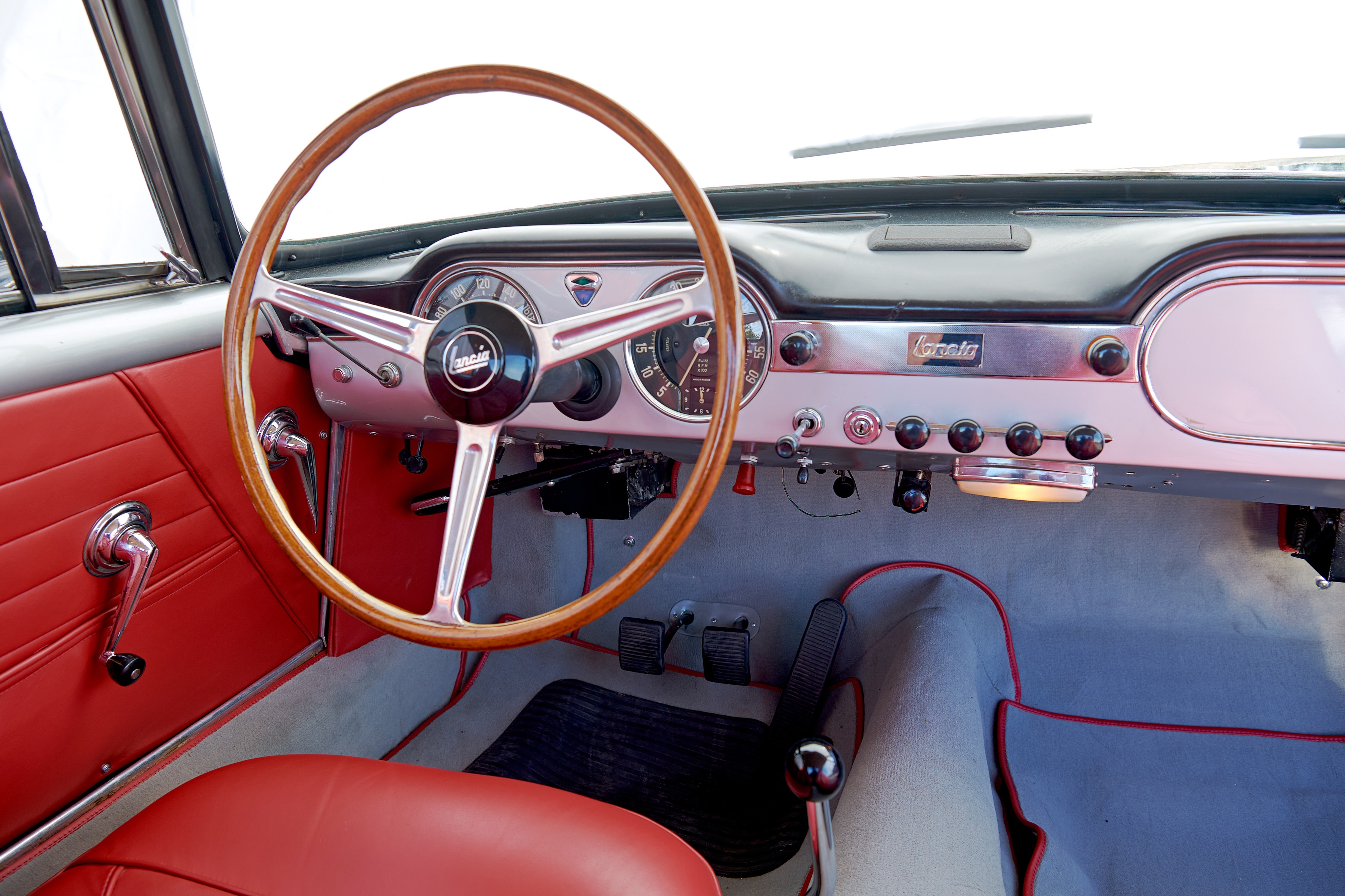 1968 Lancia GTL 3C 2.8 liter by Touring  oldtimer te koop