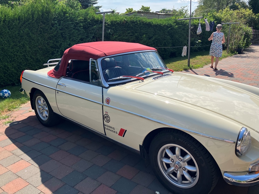 1977 MG B roadster oldtimer te koop