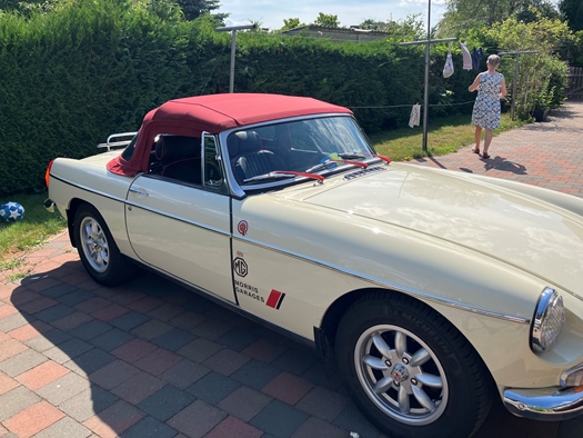 1977 MG B roadster oldtimer te koop
