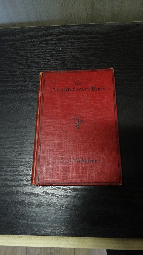 The Austin Seven Book te koop