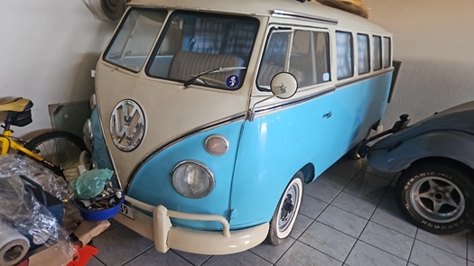 1975 Volkswagen T1 split window bus oldtimer te koop