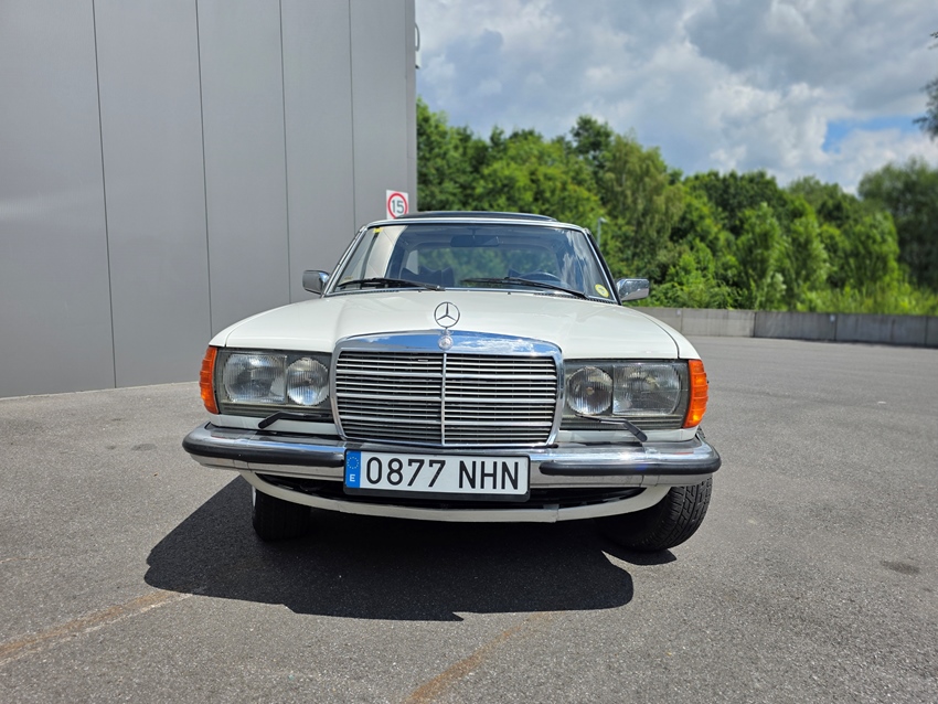 1978 Mercedes 280e w123 oldtimer te koop