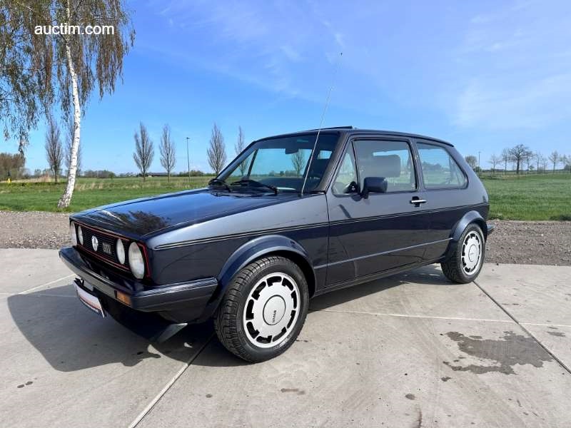 1983 Volkswagen Golf 1 GTI Pirelli Edition oldtimer te koop