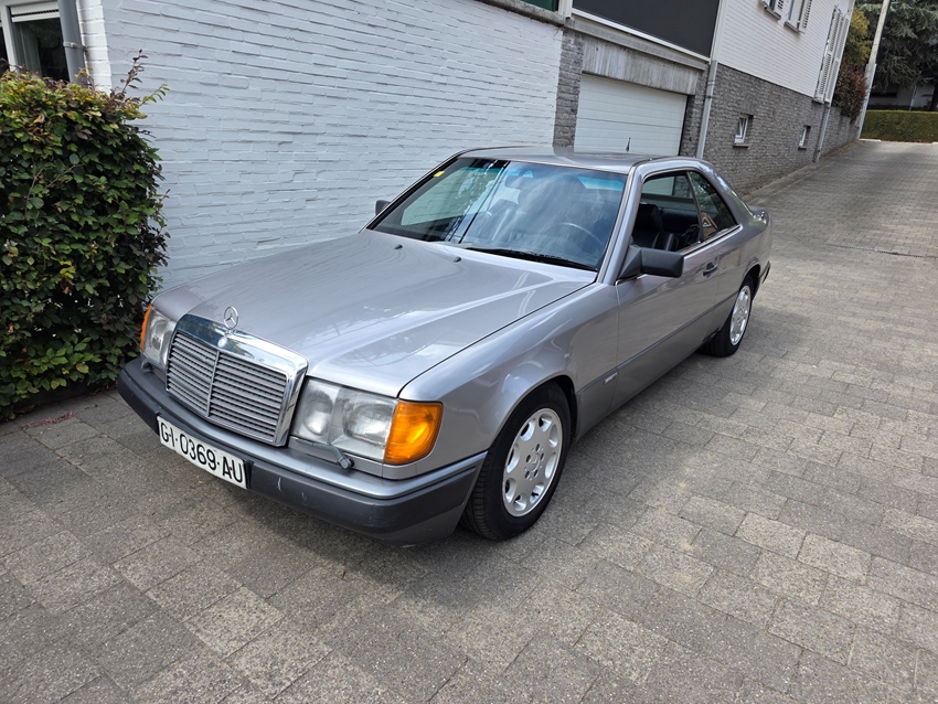 1992 Mercedes 300CE oldtimer te koop
