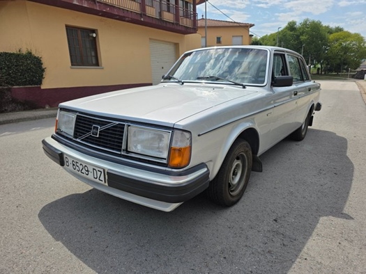 1980 Volvo 244GL oldtimer te koop