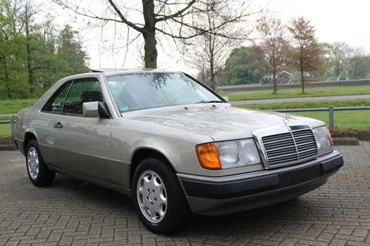 1991 Mercedes 230 CE oldtimer te koop