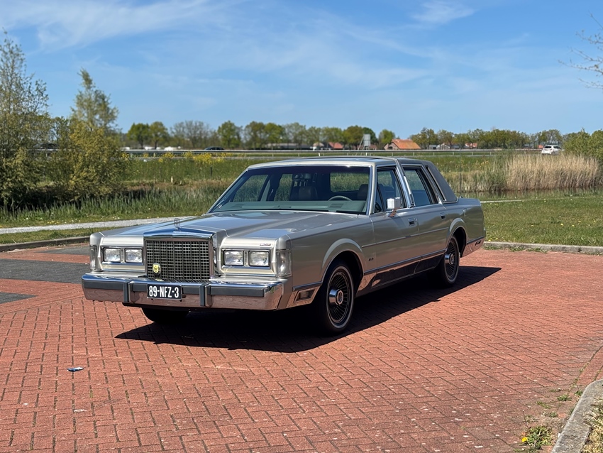 1986 Lincoln Town Car, Cartier Edition oldtimer te koop
