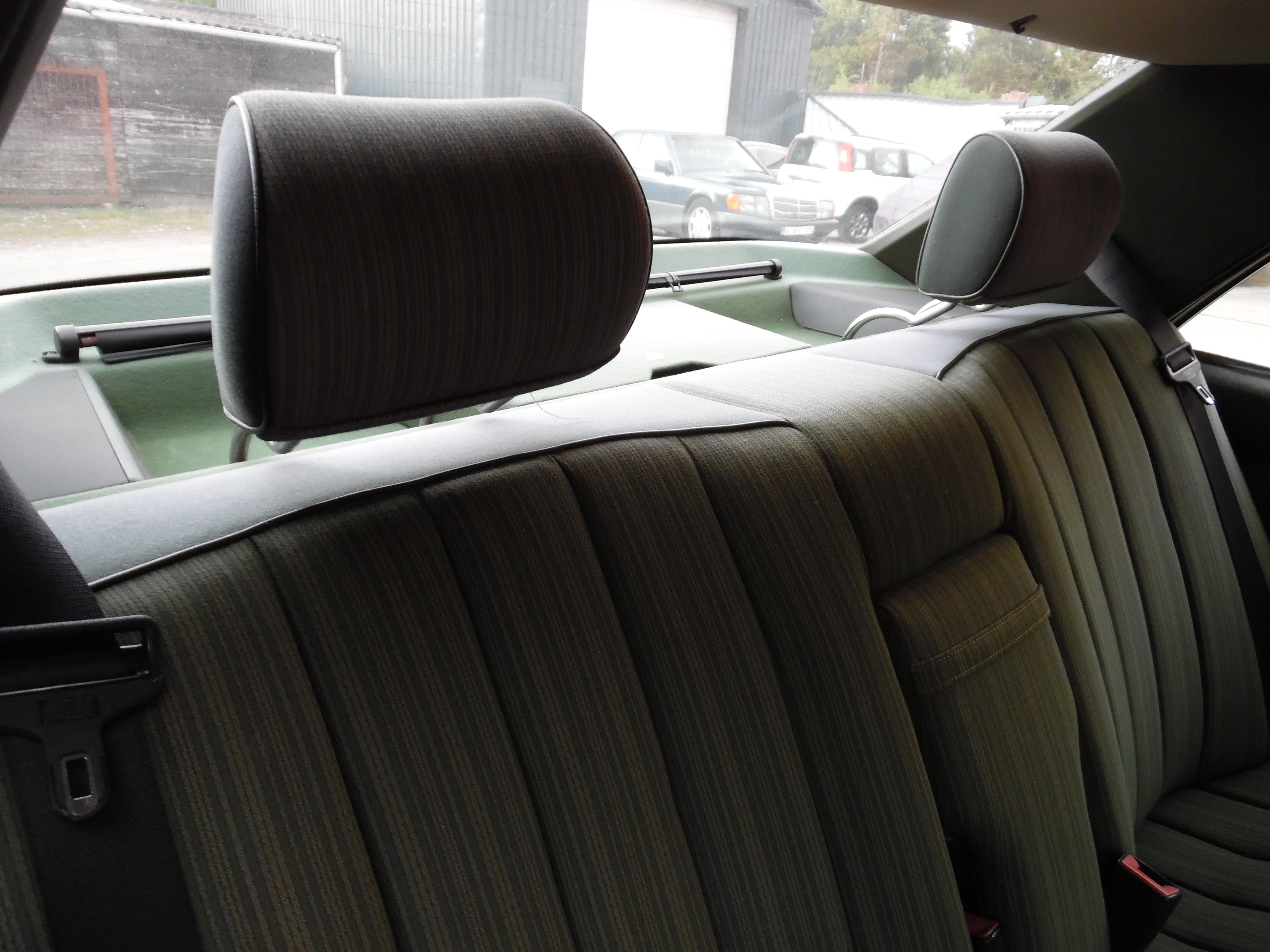 1985 Mercedes 230 E oldtimer te koop