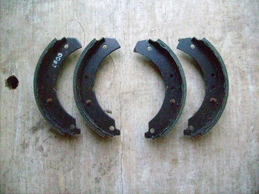 Remsegmenten voor Ford Escort en Morris Marina Old te koop