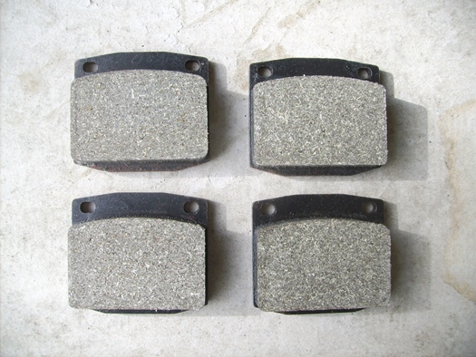 Schijfremblokken Datsun 120/140/160 modellen te koop
