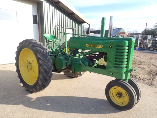1941 John Deere A Styled  hand start oldtimer tractor te koop