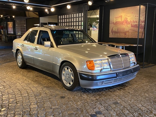 1992 Mercedes E-Klasse oldtimer te koop