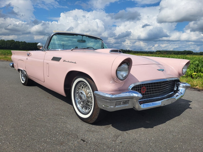 1957 Ford Thunderbird oldtimer te koop