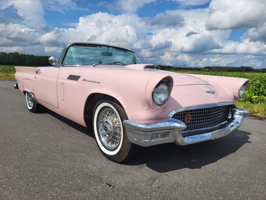 1957 Ford Thunderbird oldtimer te koop