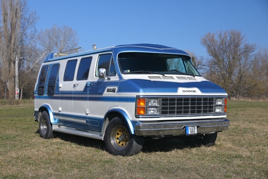 1982 Dodge Ram Van B-150 oldtimer te koop