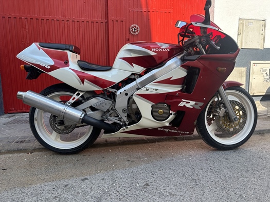 1988 Honda CBR 400 oldtimer te koop
