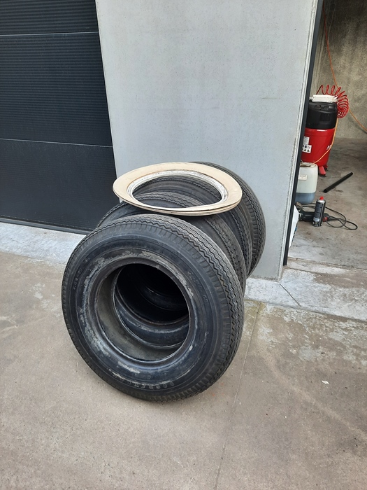 Banden te koop