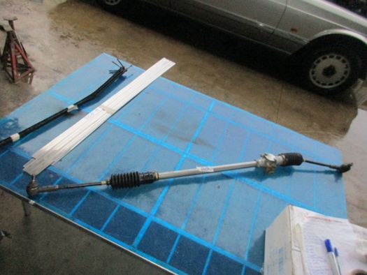Steering box Ferrari Mondial Qv te koop