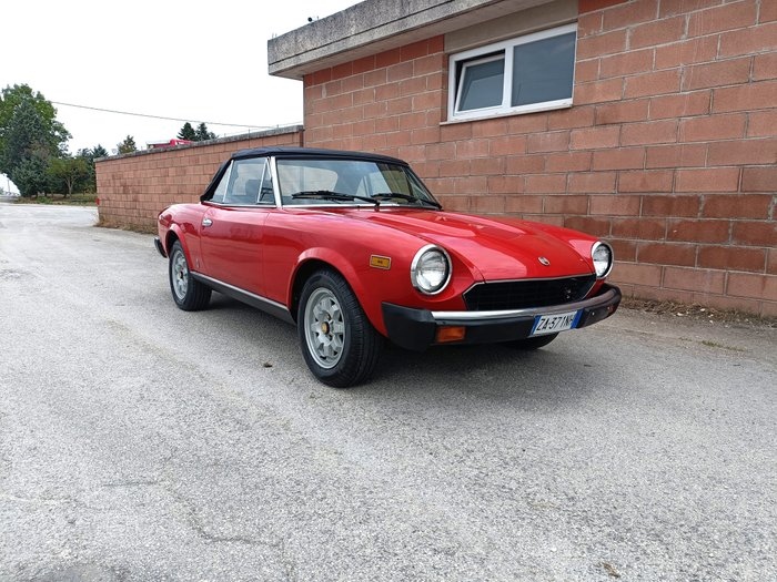 1980 Fiat 124 Spider America 2000 oldtimer te koop