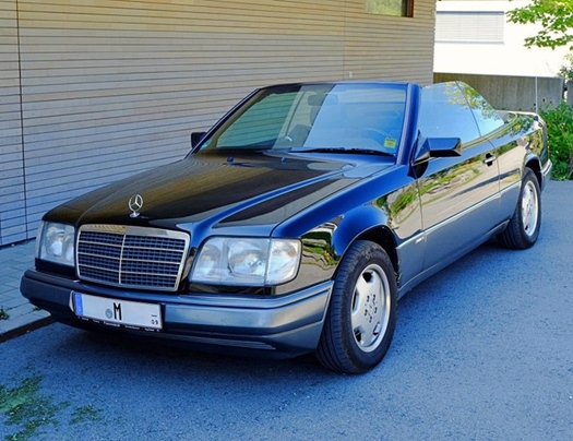 1994 Mercedes E220 Cabriolet Sportline manual oldtimer te koop