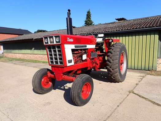 1972 International Farmall 1066 oldtimer te koop