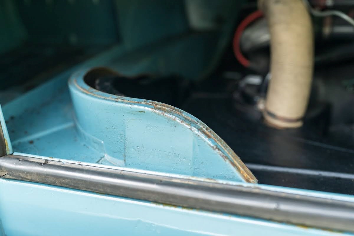 1974 Volkswagen T2B oldtimer te koop