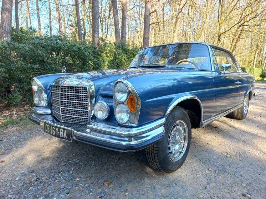1970 Mercedes 280 se 3.5 coupe (w111) oldtimer te koop