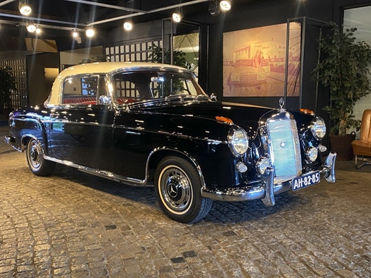 1958 Mercedes 220 oldtimer te koop