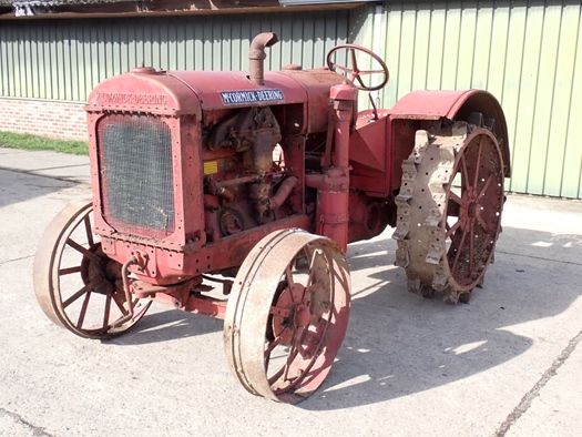 1935 International W30 on full steel vooroorlogse oldtimer tractor te koop