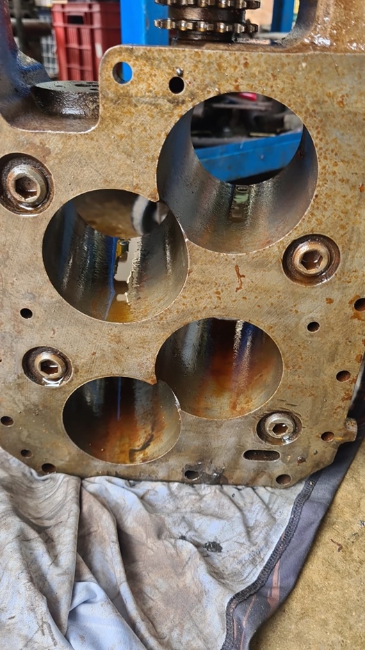 Engine block cylinders Lancia Fulvia 1.3 s2 te koop