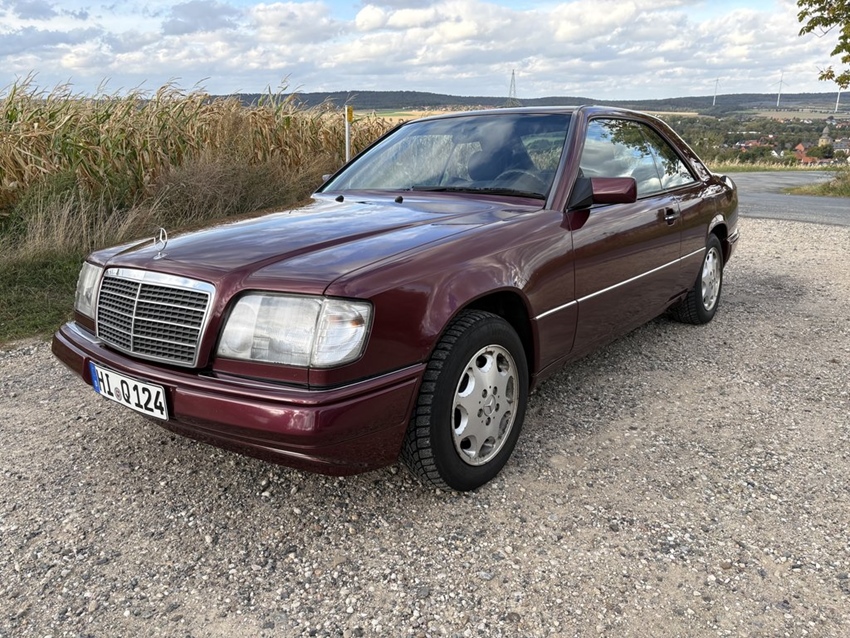 1996 Mercedes E200 oldtimer te koop