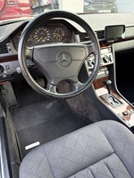 1996 Mercedes E200 oldtimer te koop